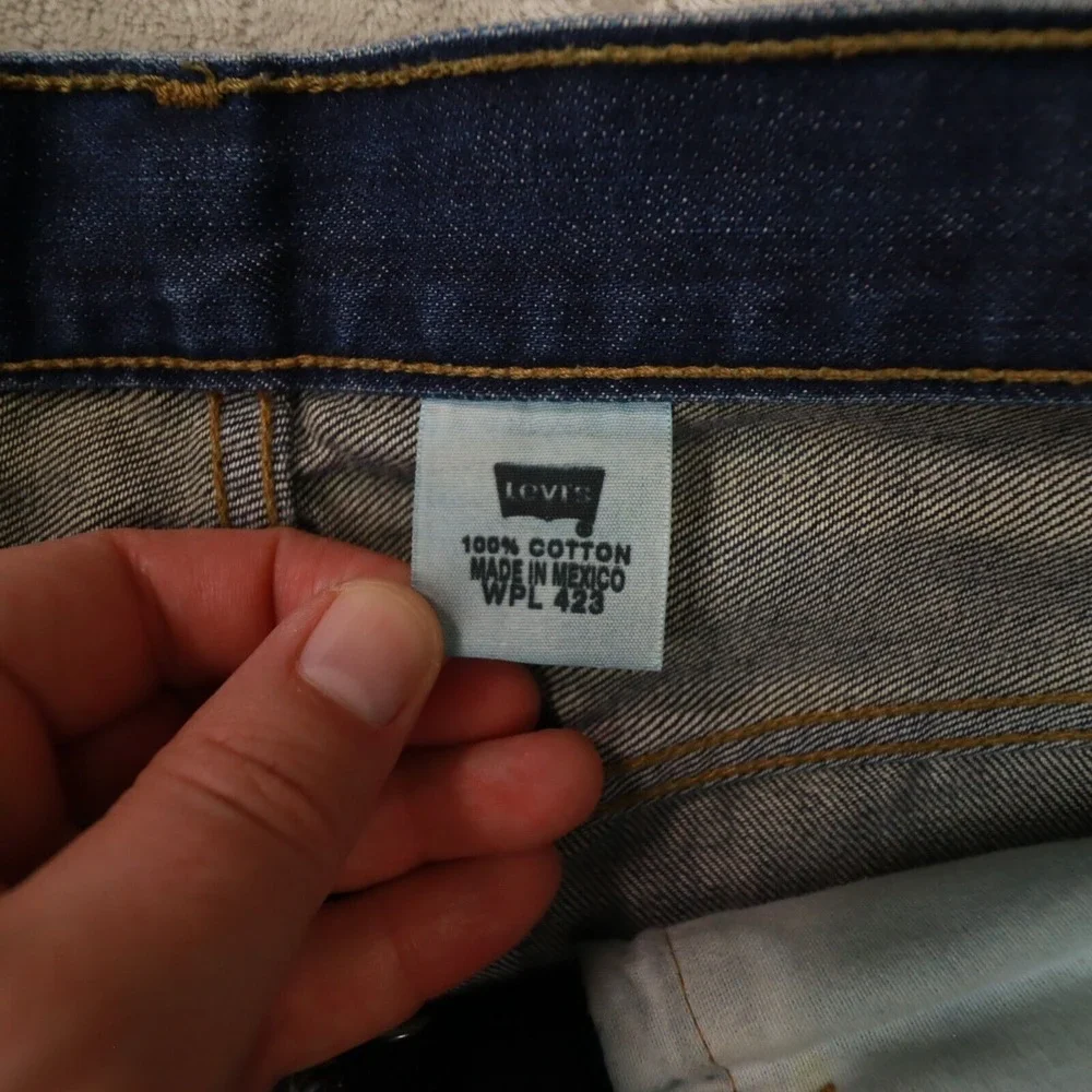 Levi's 501XX Men's 2007‎ Blue Button Fly Denim Jeans size 27x32 act 30x32